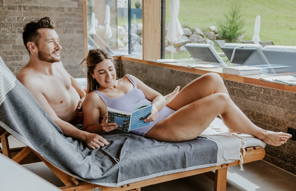 Romantisches Zweisamkeit im Ruheraum im Wellnesshotel Klosterhof in Bayern